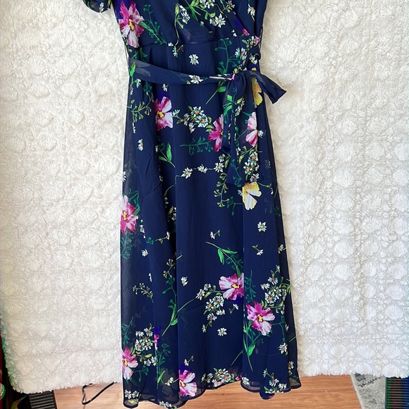 Dkny Short Flutter Sleeve Floral Print 